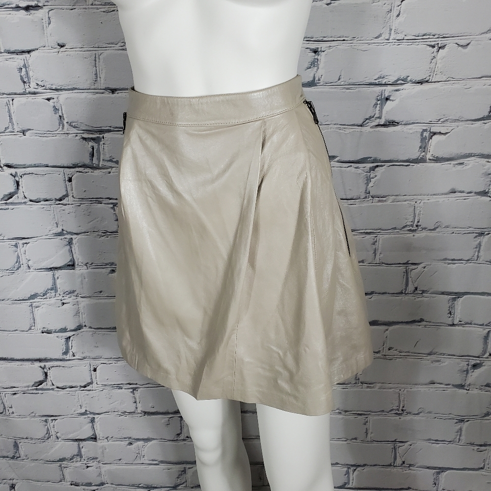 LaMarque Leather A-Line Mini Skirt